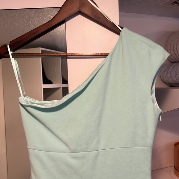 Zara Small Fitted One Shoulder Sea Foam Bodycon Mini Dress - Picture 3 of 12